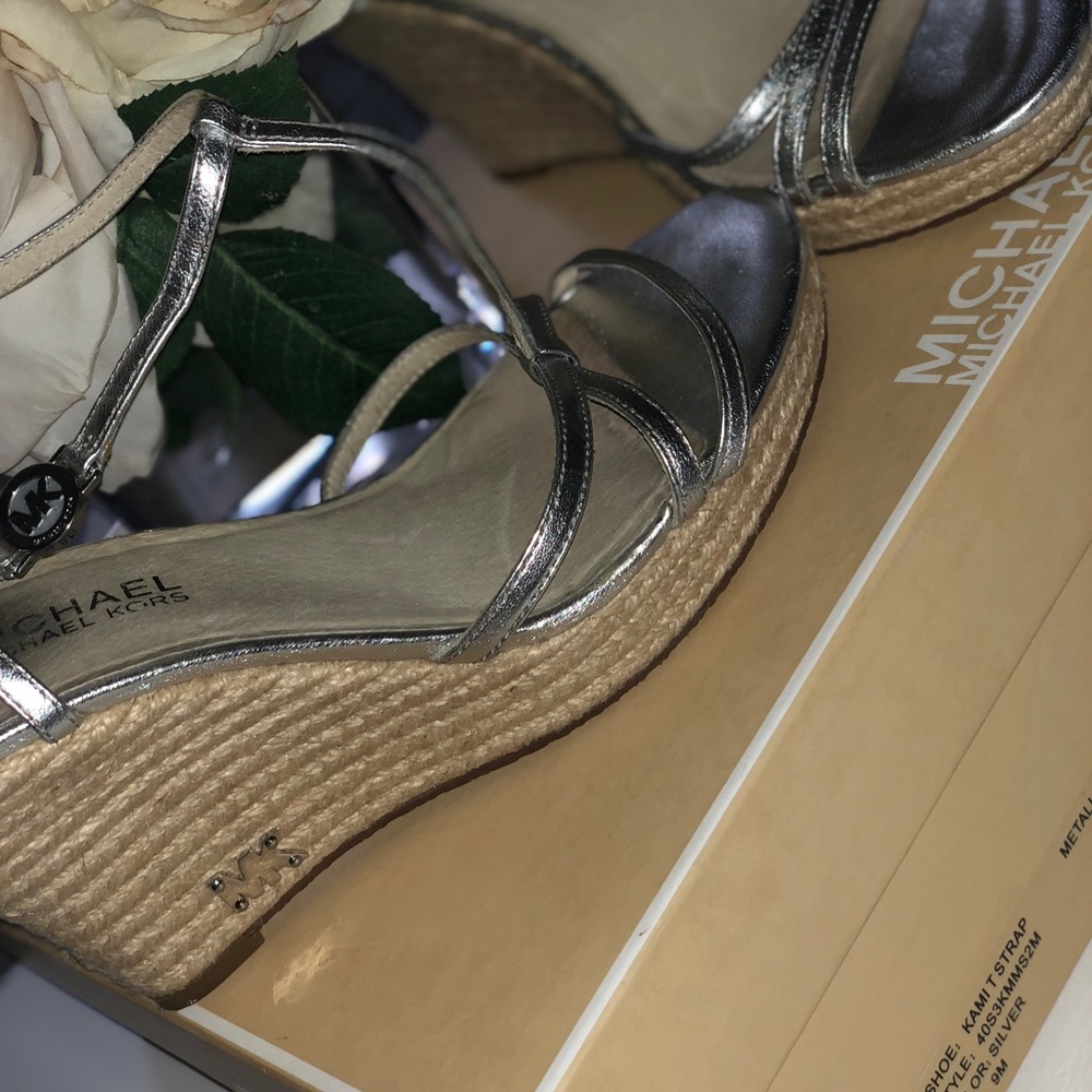 Great Condition - image 2